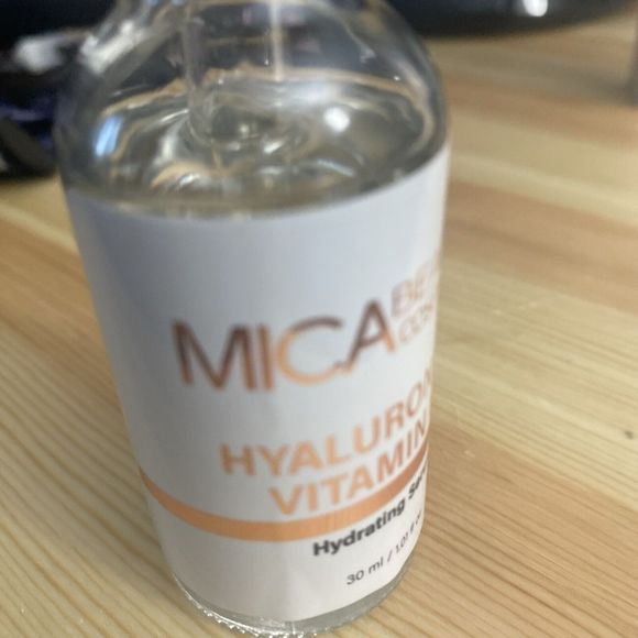 Mica BEAUTY Unisex hyaluronic Acid +  vitamin b5 serum - Picture 2 of 2